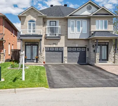Semi-Detached in Pickering