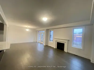 Detached in Pickering