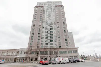 Co-op Apartment in Toronto