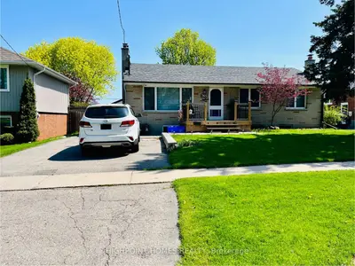 Detached in Oshawa