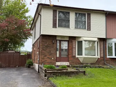 Semi-Detached in Whitby