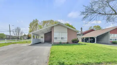 Detached in Pickering