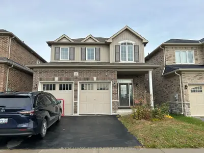 Detached in Clarington
