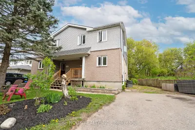Semi-Detached in Pickering