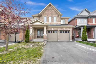 Detached in Oshawa