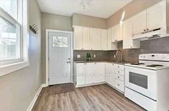 251 Bruce Street REAR UNIT, Oshawa, ON L1H 1R4