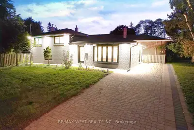 Detached in Toronto
