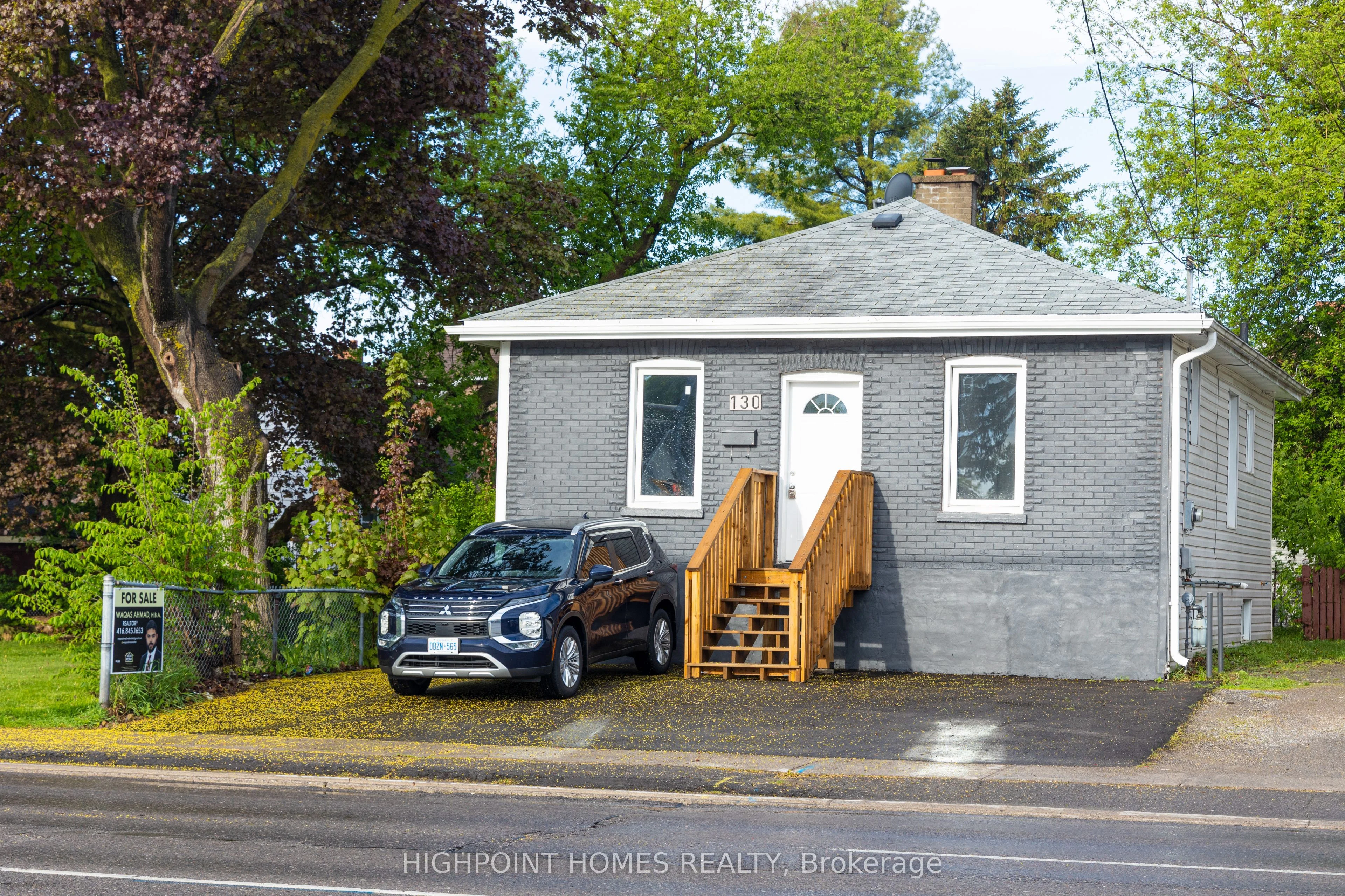Detached in Oshawa