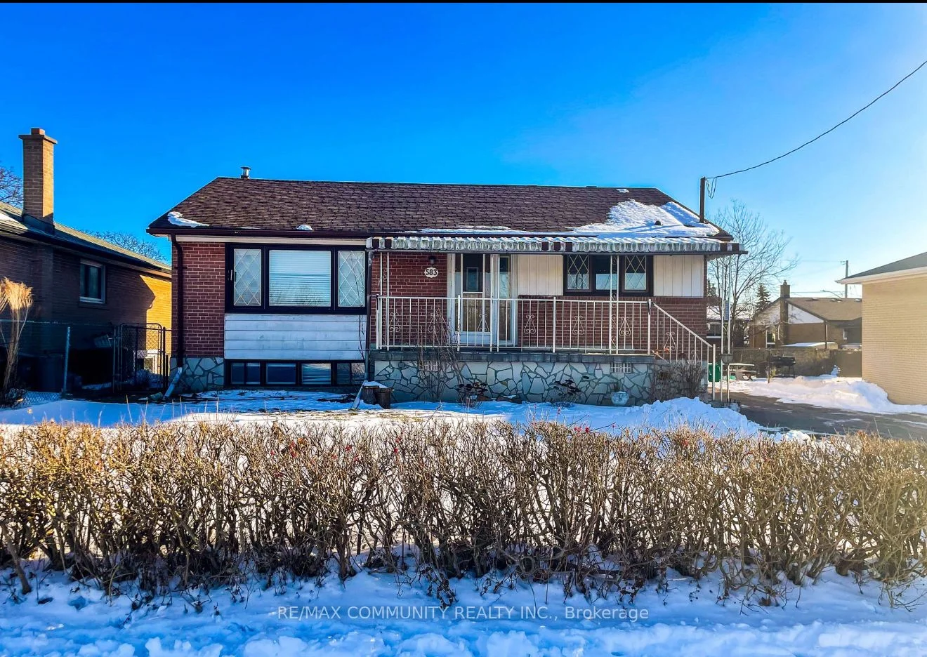 583 Shakespeare Avenue Main, Oshawa, On L1h 2s7