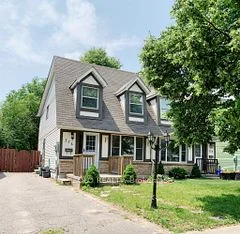 576 Camelot Drive Main and Upper Unit Only, Oshawa, ON L1K 1K4