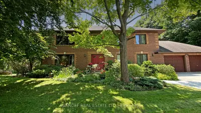 15 Scenic Hill Court, Toronto E10, On M1c 3v5