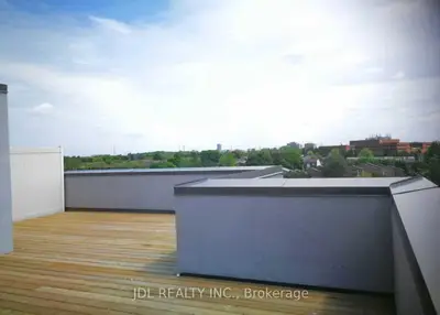 Condo Townhouse in Toronto