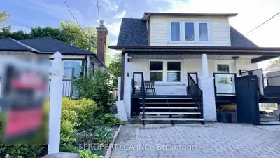 Detached in Oshawa