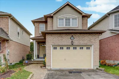Detached in Oshawa