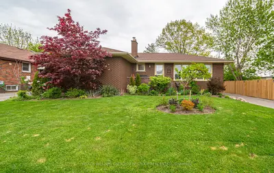 Detached in Oshawa