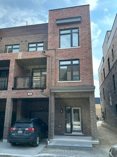 Att/Row/Townhouse in Pickering