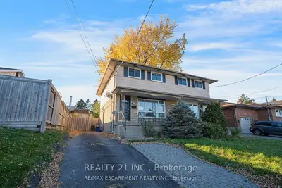 Semi-Detached in Oshawa