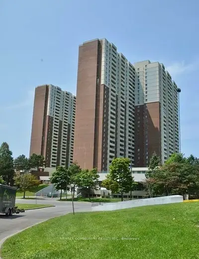 Condo Apartment in Toronto