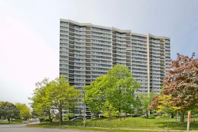 Condo Apartment in Toronto