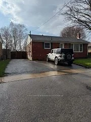 1292 Scugog Avenue Bsmt, Oshawa, ON L1J 1J6