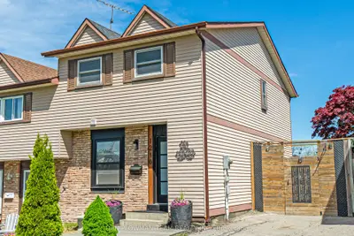 Semi-Detached in Oshawa