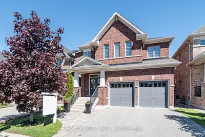 Detached in Oshawa