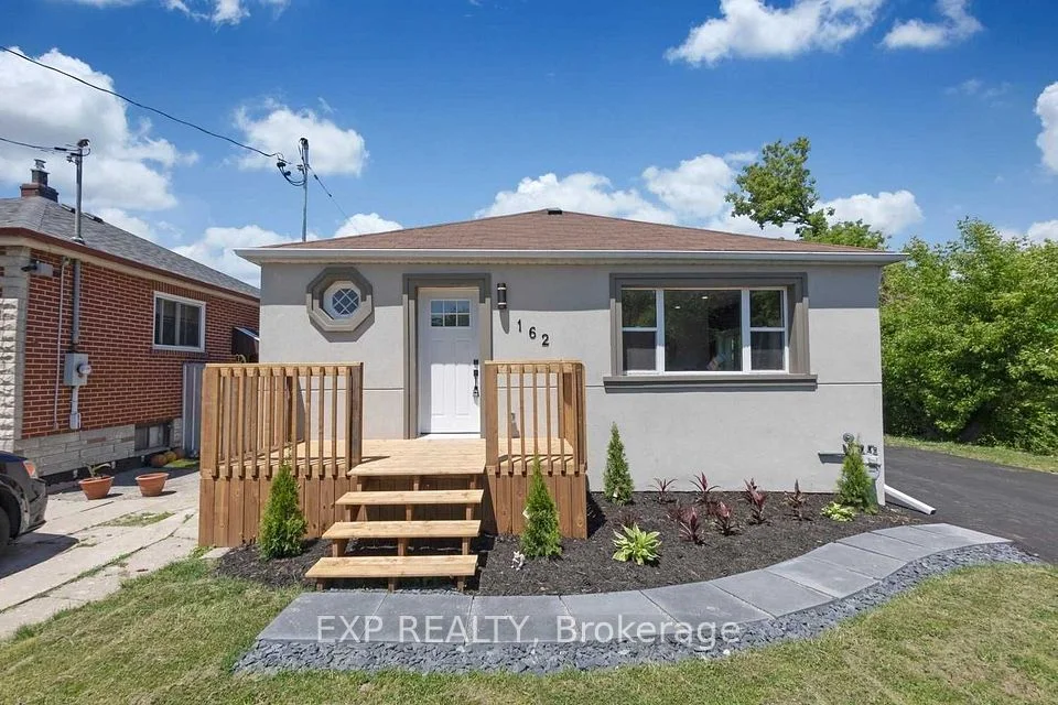 162 Hibbert Avenue, Oshawa, On L1j 1v1