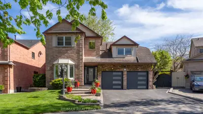 Detached in Pickering