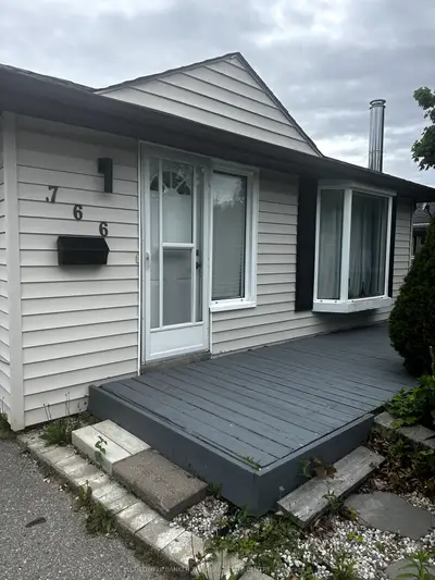 Detached in Oshawa
