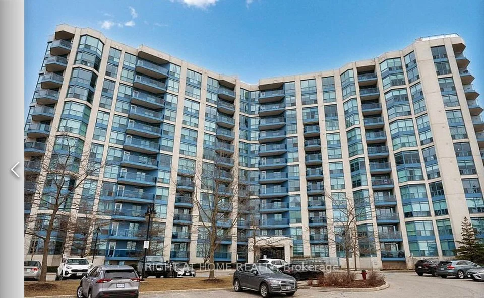 340 Watson Street 216, Whitby, ON L1N 9G1