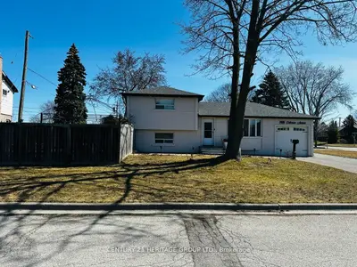 Detached in Pickering