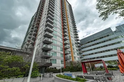 Condo Apartment in Toronto