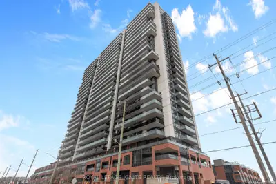 Common Element Condo in Oshawa
