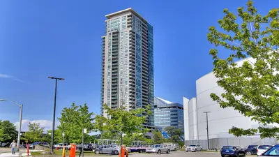 Condo Apartment in Toronto