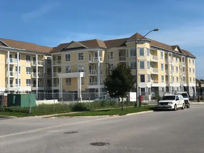 Condo Apartment in Clarington