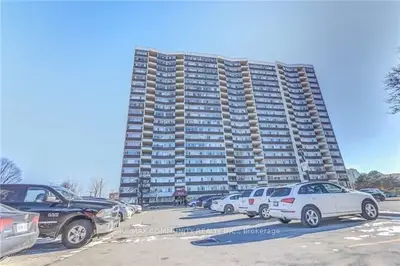Condo Apartment in Toronto