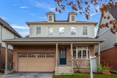 Detached in Oshawa