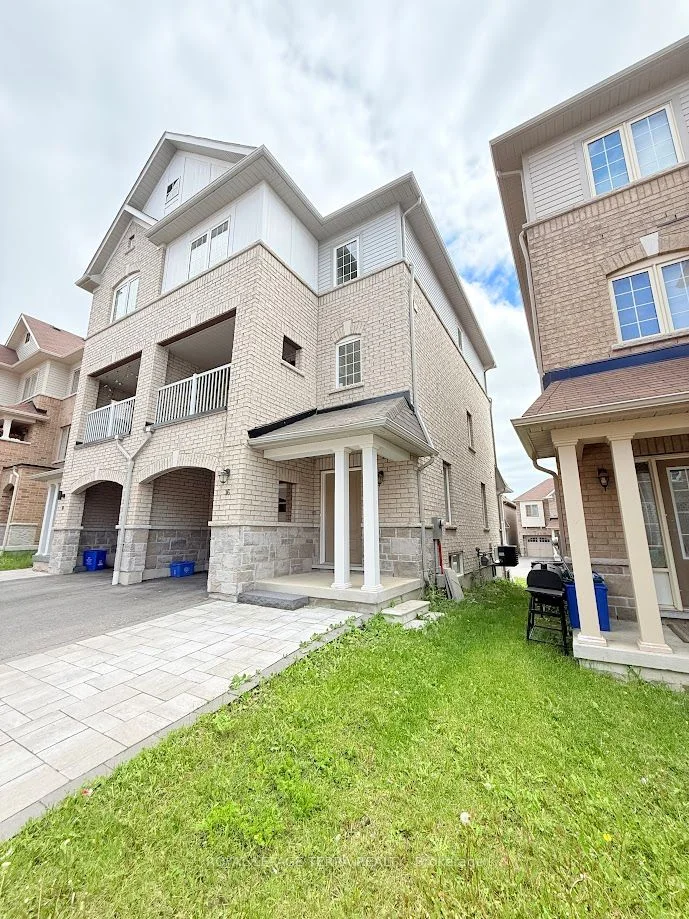 16 Camilleri Road, Ajax, ON L1Z 0T2