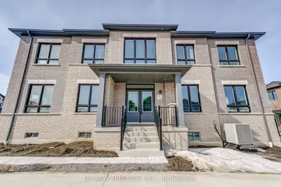 Detached in Pickering