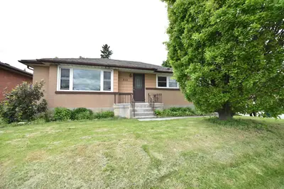 Detached in Oshawa