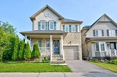 Detached in Whitby