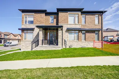 Detached in Oshawa