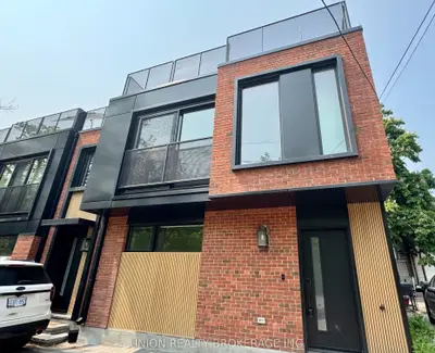 Detached in Toronto