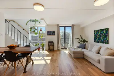 Condo Apartment in Toronto