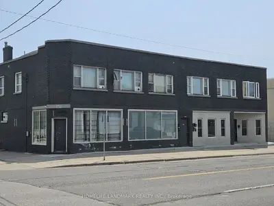 Fourplex in Oshawa