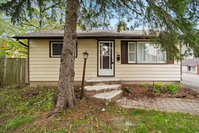 Detached in Pickering