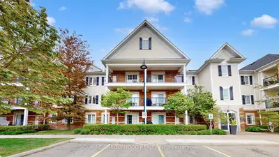 Condo Apartment in Clarington