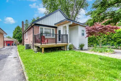 Detached in Toronto