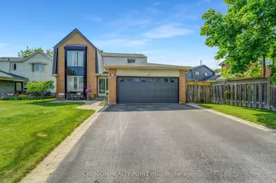 Detached in Pickering