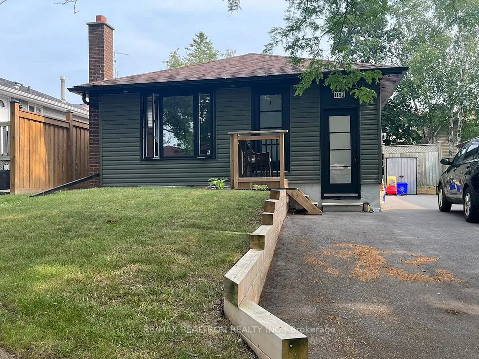 1193 Norman Court, Oshawa, ON L1H 7X2
